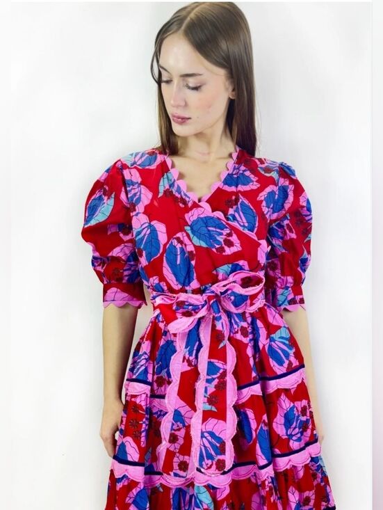 Dresses & Skirts - Vibrant Floral Wrap Midi Dress in Red and Pink Sash Medium